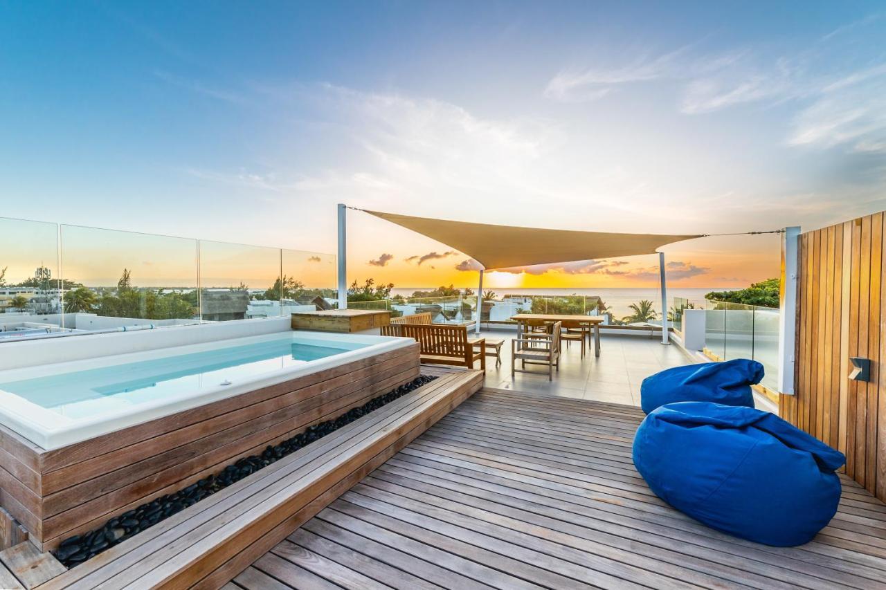 Penthouse 13 - One Bay Residence With Private Rooftop Terrace And Dip In Pool 페레이베레 외부 사진