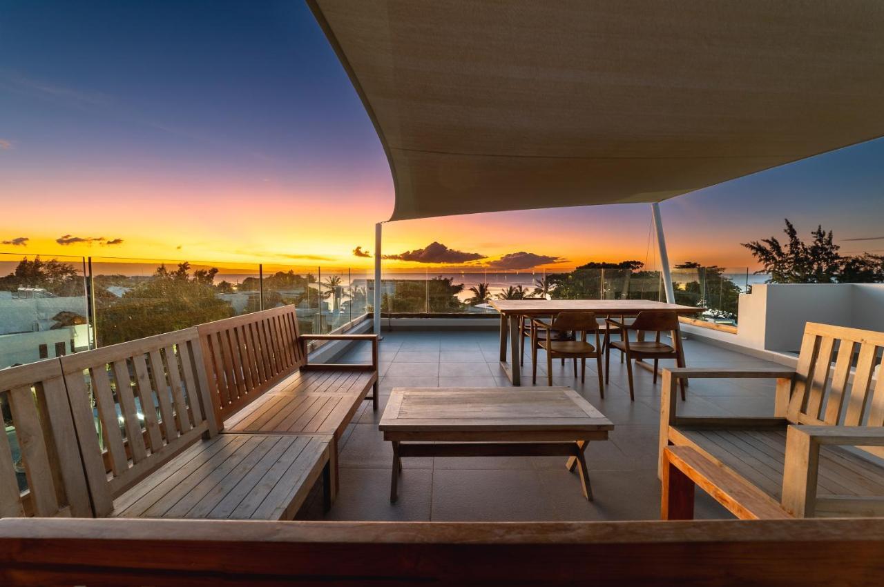 Penthouse 13 - One Bay Residence With Private Rooftop Terrace And Dip In Pool 페레이베레 외부 사진