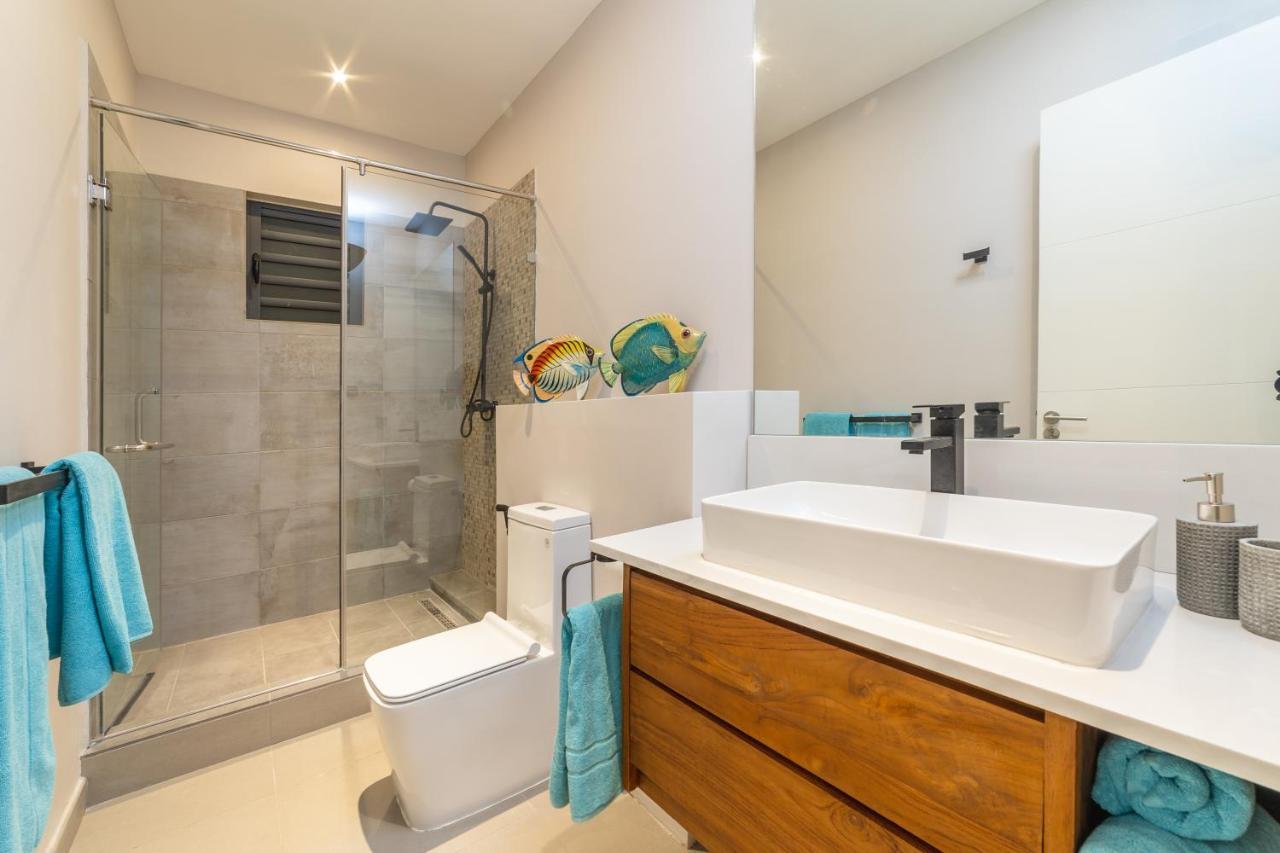 Penthouse 13 - One Bay Residence With Private Rooftop Terrace And Dip In Pool 페레이베레 외부 사진