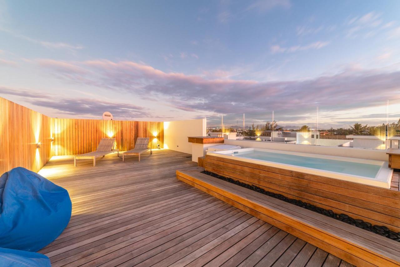 Penthouse 13 - One Bay Residence With Private Rooftop Terrace And Dip In Pool 페레이베레 외부 사진