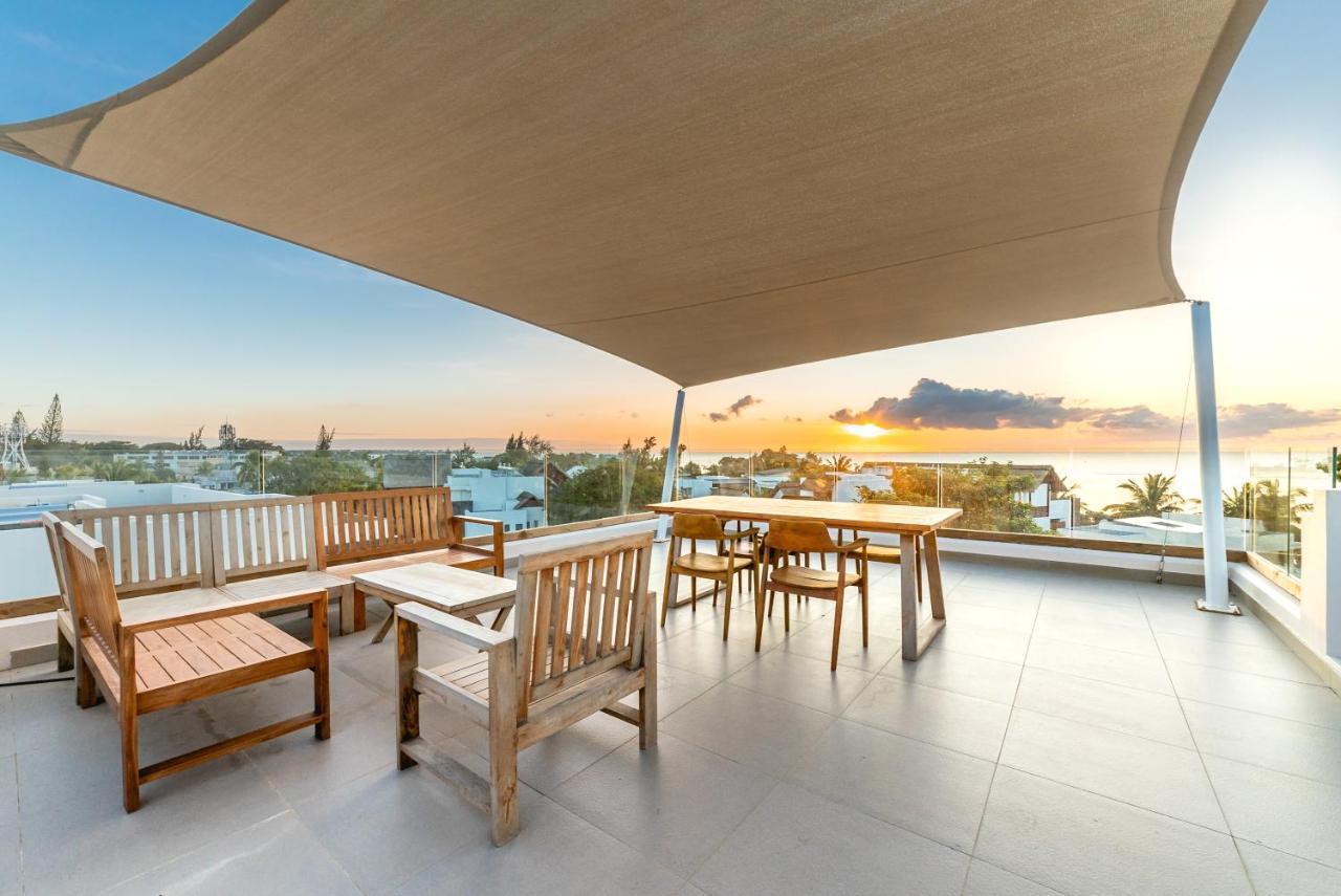 Penthouse 13 - One Bay Residence With Private Rooftop Terrace And Dip In Pool 페레이베레 외부 사진