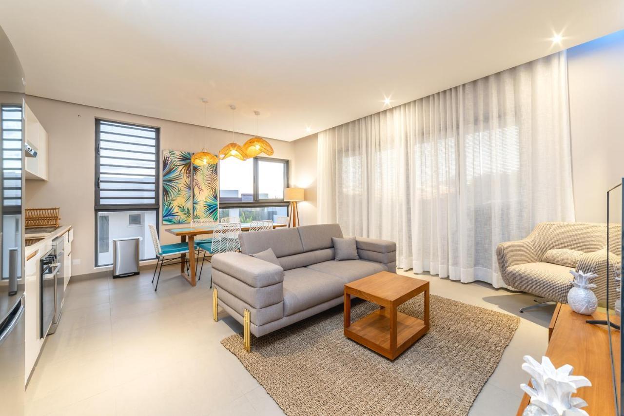 Penthouse 13 - One Bay Residence With Private Rooftop Terrace And Dip In Pool 페레이베레 외부 사진