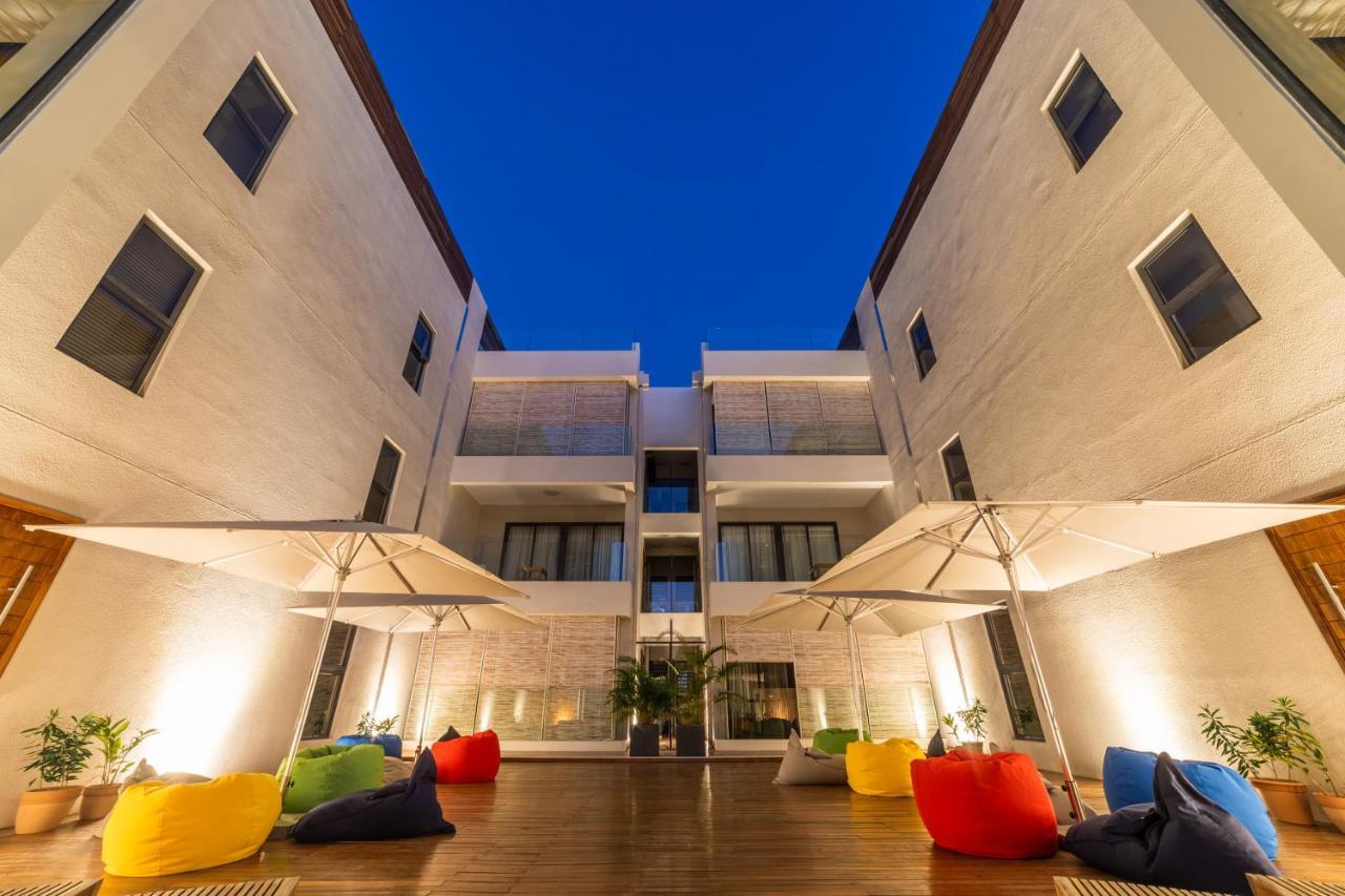 Penthouse 13 - One Bay Residence With Private Rooftop Terrace And Dip In Pool 페레이베레 외부 사진